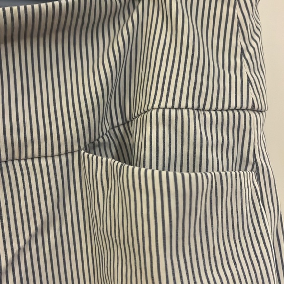 S.C. & Co. Striped Stretch Capris (Women’s 12) - Picture 6 of 9